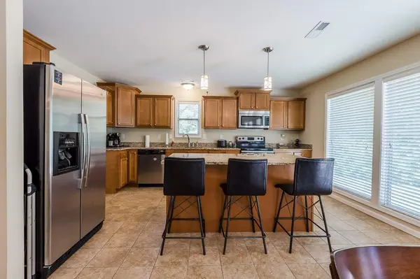 801 Highland Ridge DR, Manhattan, KS 66503