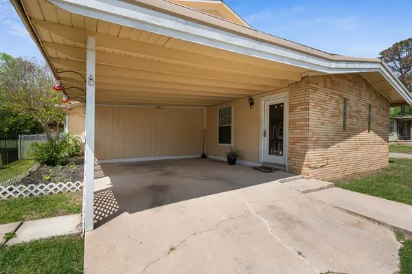 806 N Vanderveer St ST, Burnet, TX 78611