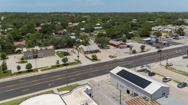 408 N Key Ave, Lampasas, TX 76550