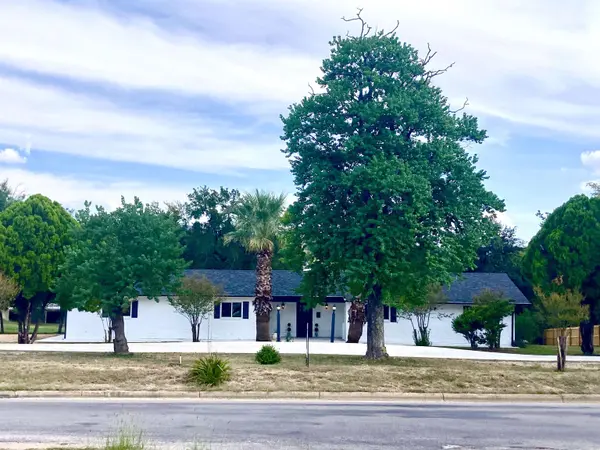 1503 BLUEBONNET, Marble Falls, TX 78654