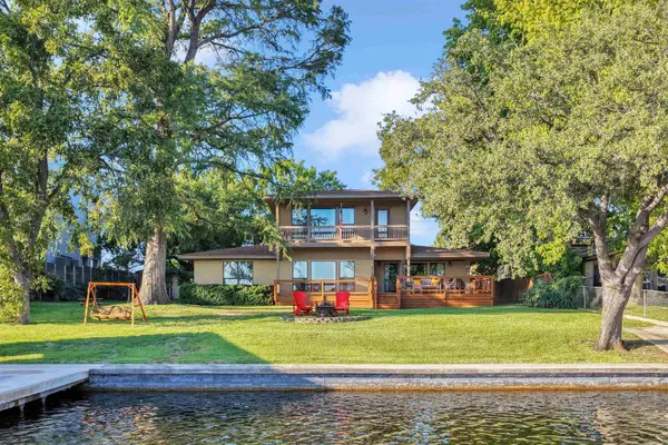 539 Ellen Williams LOOP, Kingsland, TX 78639