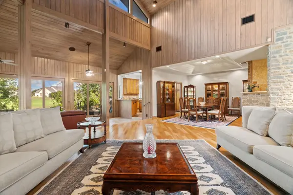 100 Silver Spur, Horseshoe Bay, TX 78657