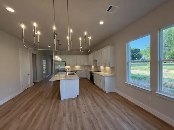 134 Pinehurst, Meadowlakes, TX 78654