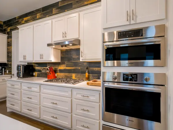 115 Rivalto DR, Horseshoe Bay, TX 78657