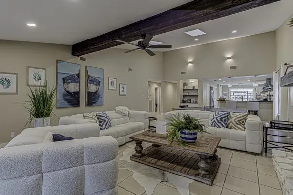 103 OASIS #A ST, Horseshoe Bay, TX 78657