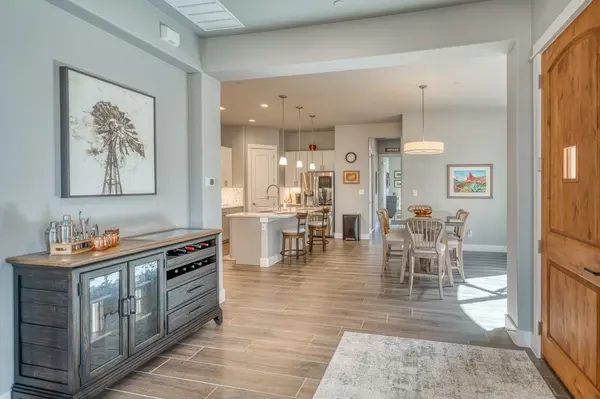 300 Tuscan Dr, Horseshoe Bay, TX 78657