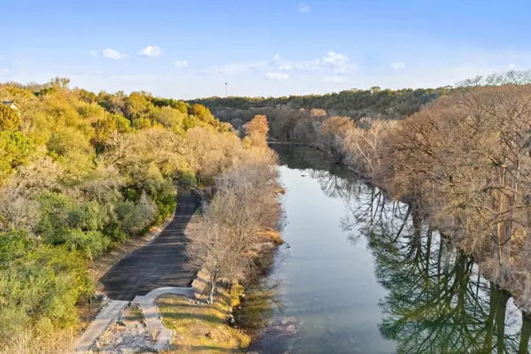 954 Riverforest DR, New Braunfels, TX 78132