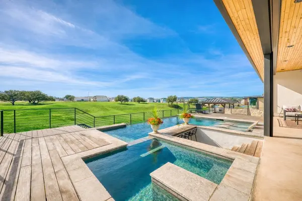 110 Clearwater Drive, Kingsland, TX 78639