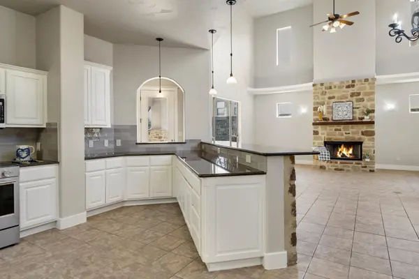 103 Maravilla Way, Horseshoe Bay, TX 78657
