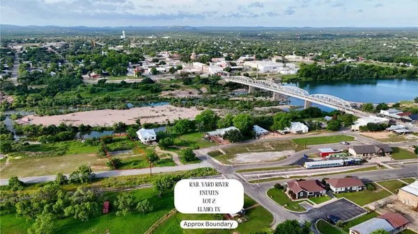 2 Walden Way, Llano, TX 78643