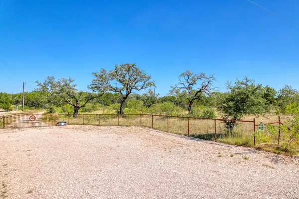 2940 CR 112, Burnet, TX 78611