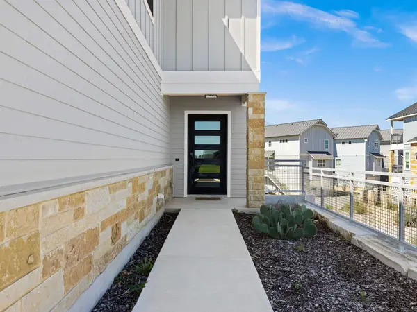 200 Archview LN, Kingsland, TX 78639