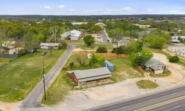 201 N US Hwy 281, Johnson City, TX 78636