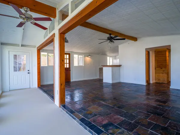 103 Chisum ST, Burnet, TX 78611-0000