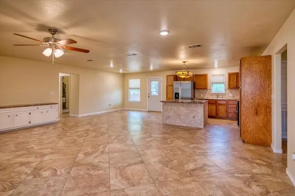 243 E Flag Creek Ranch RD, Llano, TX 78643
