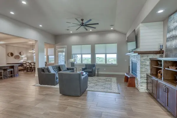 124 Apache Tears, Horseshoe Bay, TX 78657