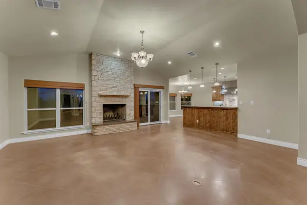 301 CR 253, Bertram, TX 78605