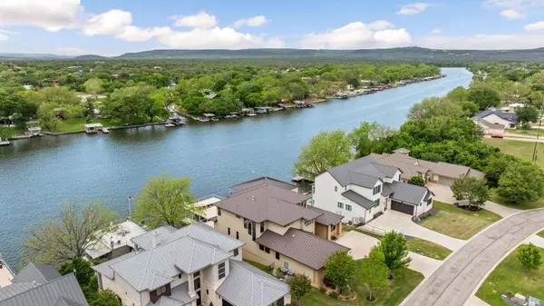 204 Hannahs Way, Kingsland, TX 78611