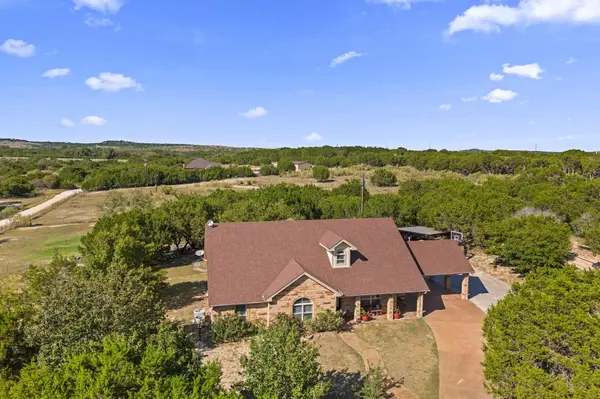 2804 County Road 1045, Lampasas, TX 76550
