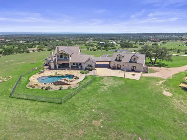 297 Kylie Rae CT, Round Mountain, TX 78636