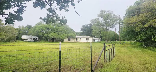 505 E FM 501, Cherokee, TX 76832