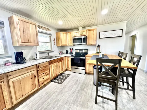 235 Wade, Tow, TX 78672