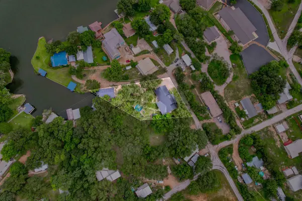 2001 Granite Cove RD, Kingsland, TX 78639-0476