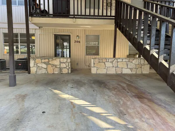 1210 Hi Stirrup #206, Horseshoe Bay, TX 78657