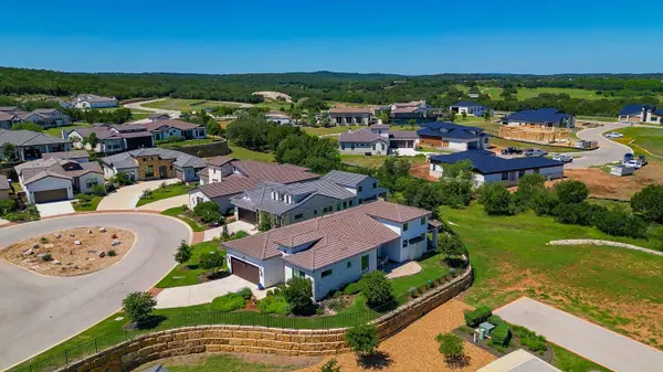110 Delfino PL, Horseshoe Bay, TX 78657-0000