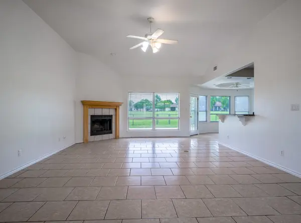 408 Spyglass, Meadowlakes, TX 78654