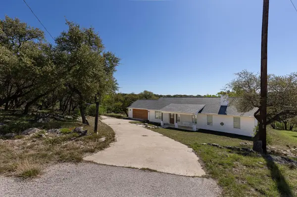 1011 Santa Fe TRL, Horseshoe Bay, TX 78657