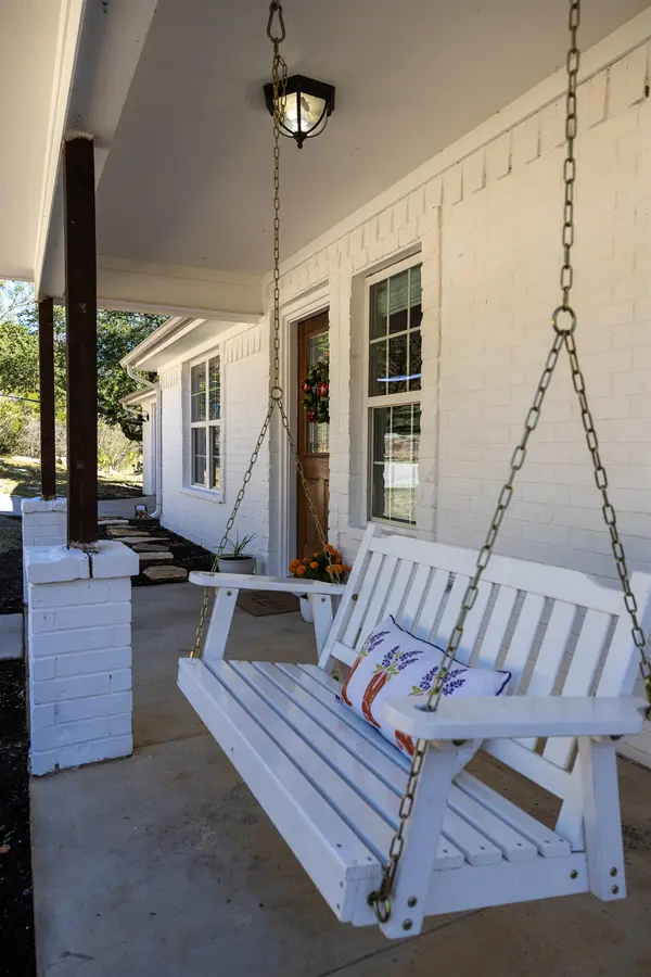 1011 Santa Fe TRL, Horseshoe Bay, TX 78657