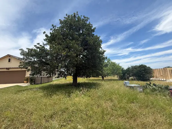 302 Lakawana, Horseshoe Bay, TX 78657