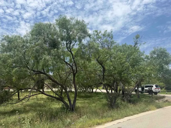 LT W22026 Sun Ray/Little Bit, Horseshoe Bay, TX 78657