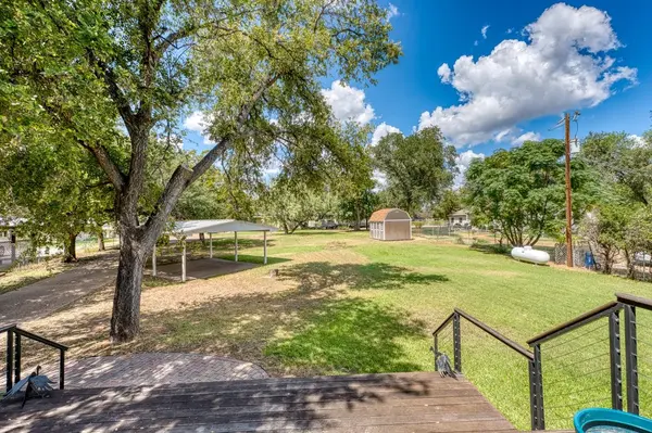 303 Granite Shoals LN, Sunrise Beach, TX 78643