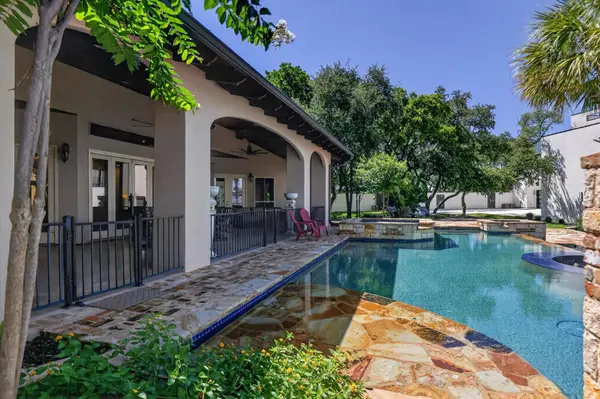 113 Estate DR, Horseshoe Bay, TX 78657