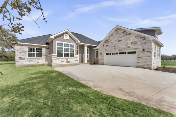 108 Double Circle DR, Burnet, TX 78611