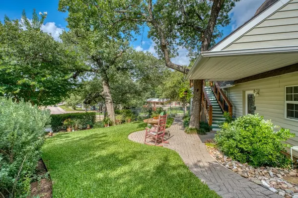 1106 Shorewood Dr, Granite Shoals, TX 78654