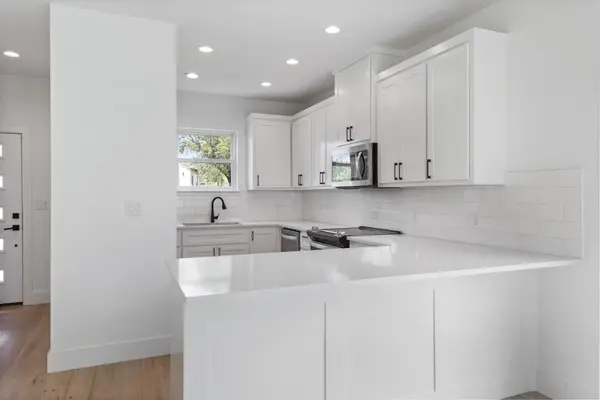 1303 Faultline, Horseshoe Bay, TX 78657