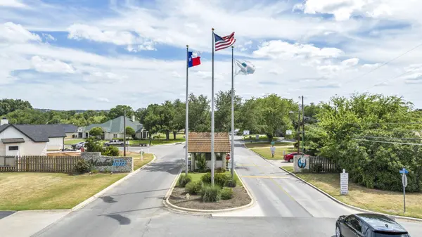 3 Augusta, Meadowlakes, TX 78654