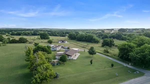 963 Fm 580, Lampasas, TX 76550