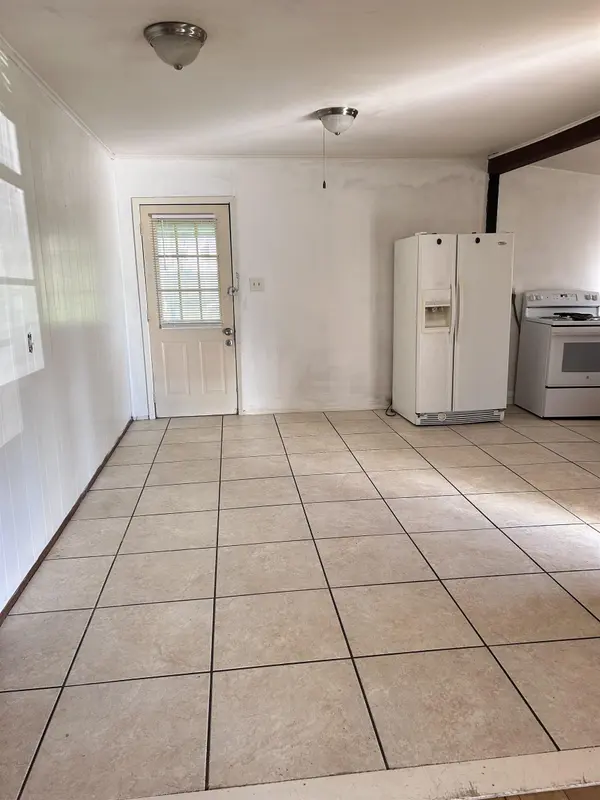 118 E Pine DR, Granite Shoals, TX 78654