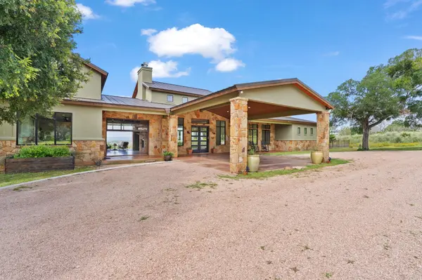 935 Scenic View Drive, Marble Falls, TX 78654