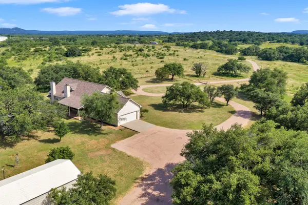 627 Ranch Road 2323, Llano, TX 78643