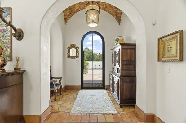 125 Plaza Escondido, Horseshoe Bay, TX 78657