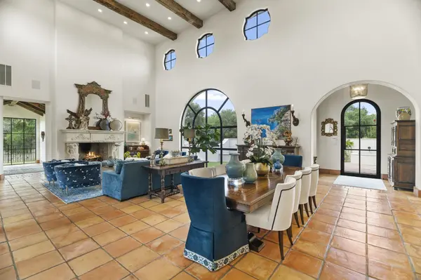 125 Plaza Escondido, Horseshoe Bay, TX 78657