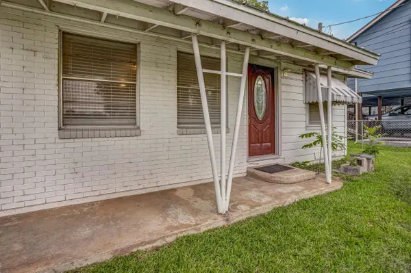 435 Ellen Williams Loop ST, Kingsland, TX 78639
