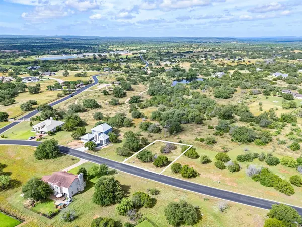 507 Broken Hills, Horseshoe Bay, TX 78657-9998