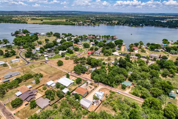 412 Granite Shoals DR, Sunrise Beach, TX 78643