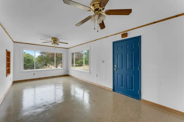 205 Beaver ST, Tow, TX 78672